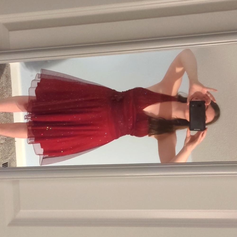 Sparkly Red City Triangles Halter dress size 9/10